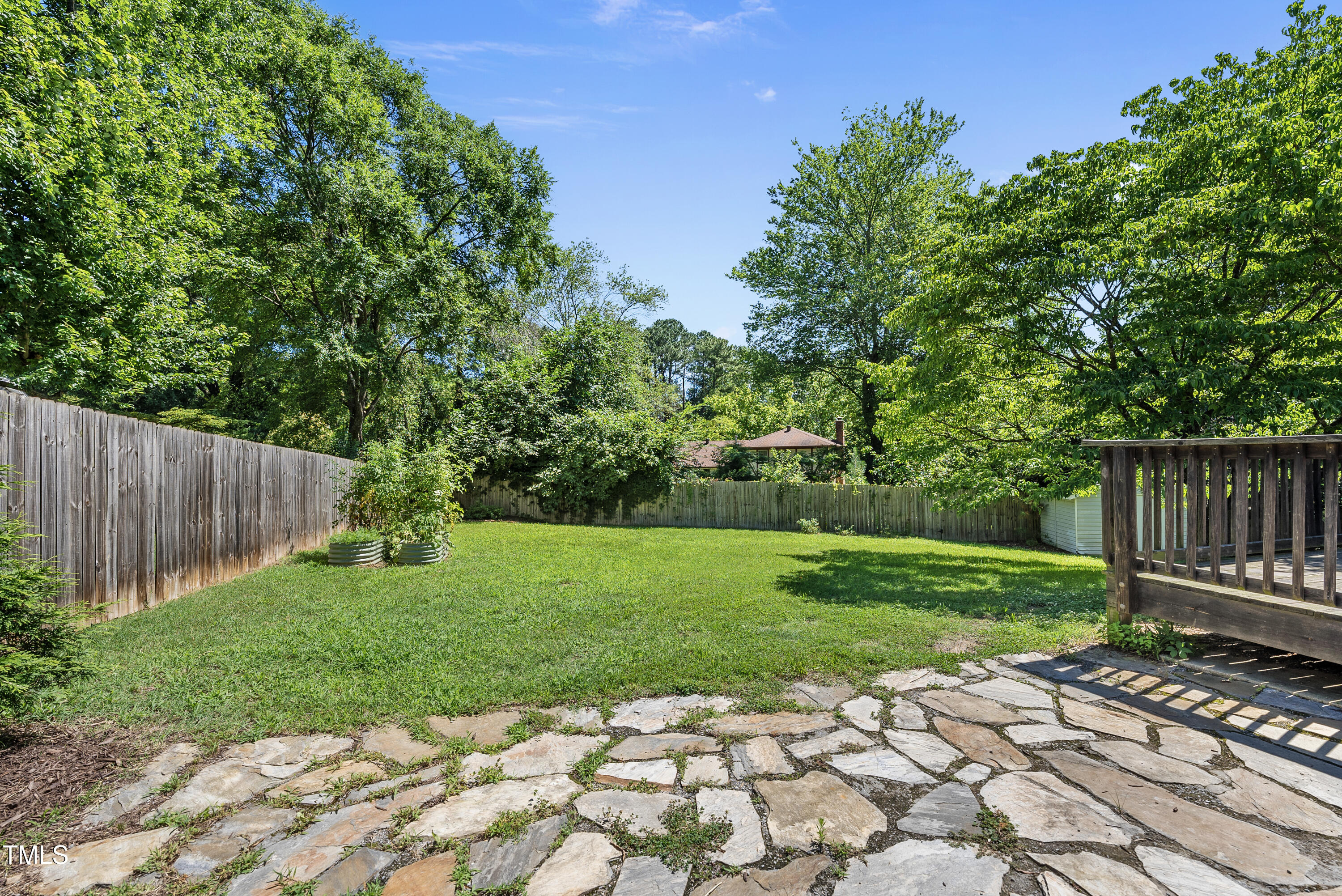 405 East Millbrook Road Raleigh, NC 27609 - Photo 21 of 23 Patio