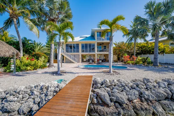 $2,999,000 | 17041 Marlin Drive, Sugarloaf, FL 33042