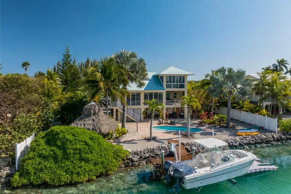 $2,999,000 | 17041 Marlin Drive, Sugarloaf, FL 33042