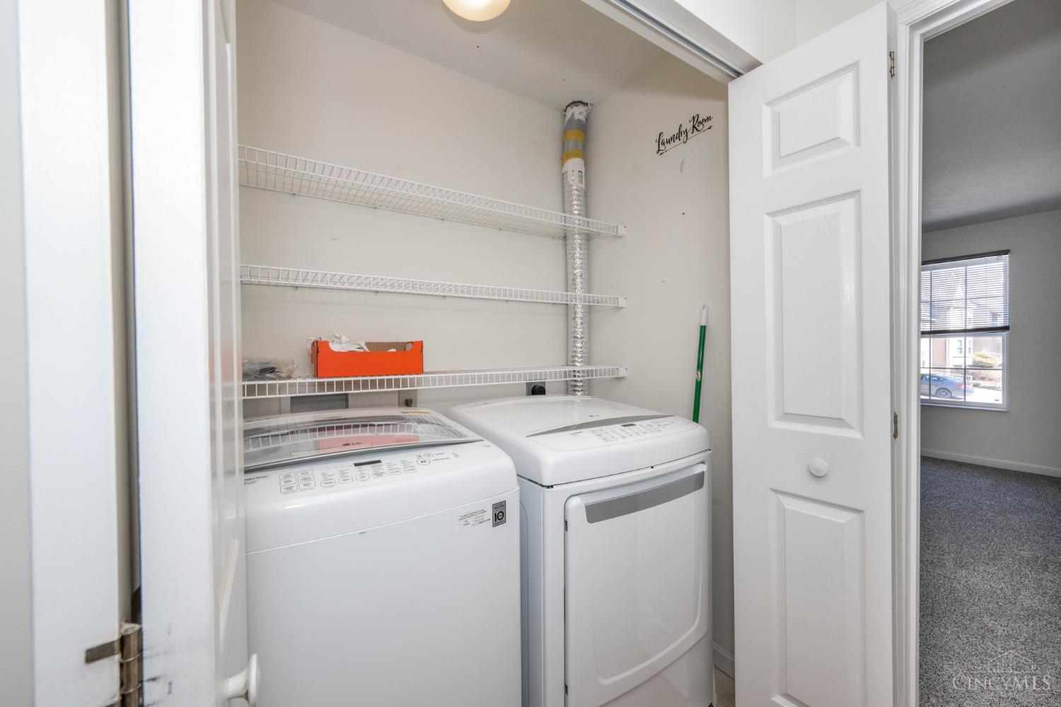 831 Neeb Road, Unit 4 Cincinnati, OH 45233 - Photo 19 of 38 Gallery Image 19