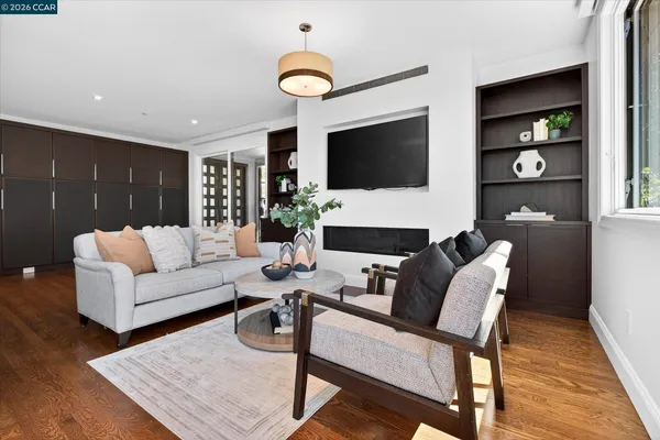 $4,250,000 | 1 Gardiner Court, Orinda, CA 94563