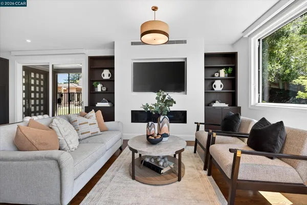 $4,250,000 | 1 Gardiner Court, Orinda, CA 94563
