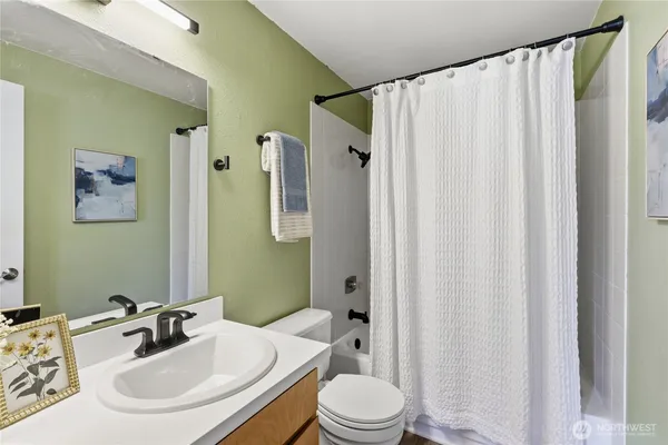 $319,000 | 20241 Vikings Crest Northeast, Unit 6303, Poulsbo, WA 98370