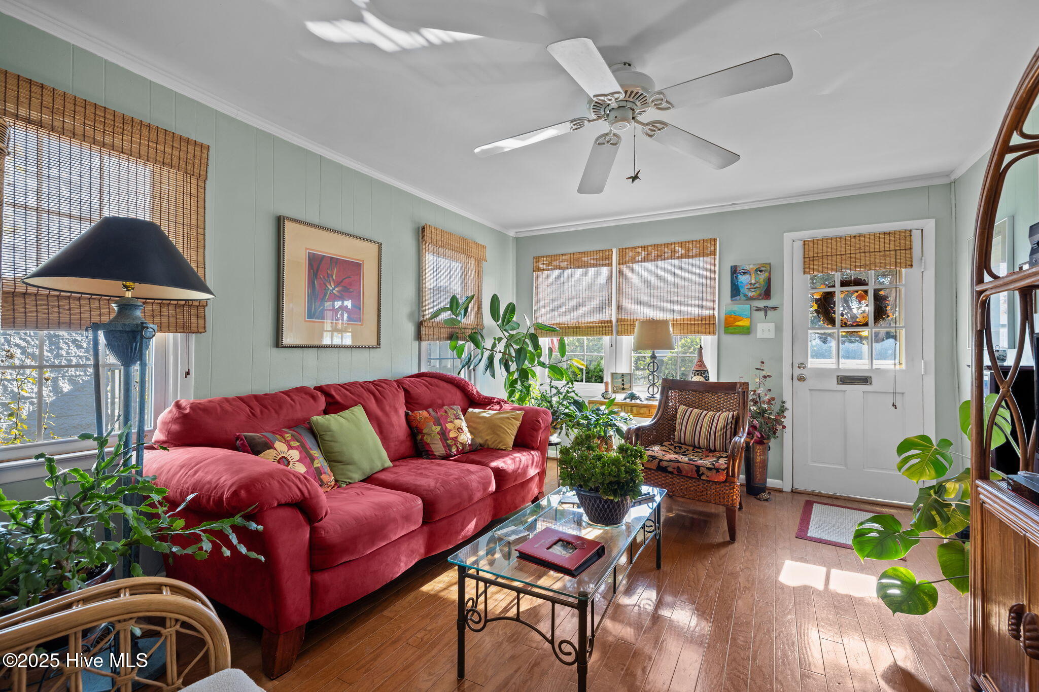 1112 Shepard Street Morehead City, NC 28557 - Photo 6 of 53 Living Room