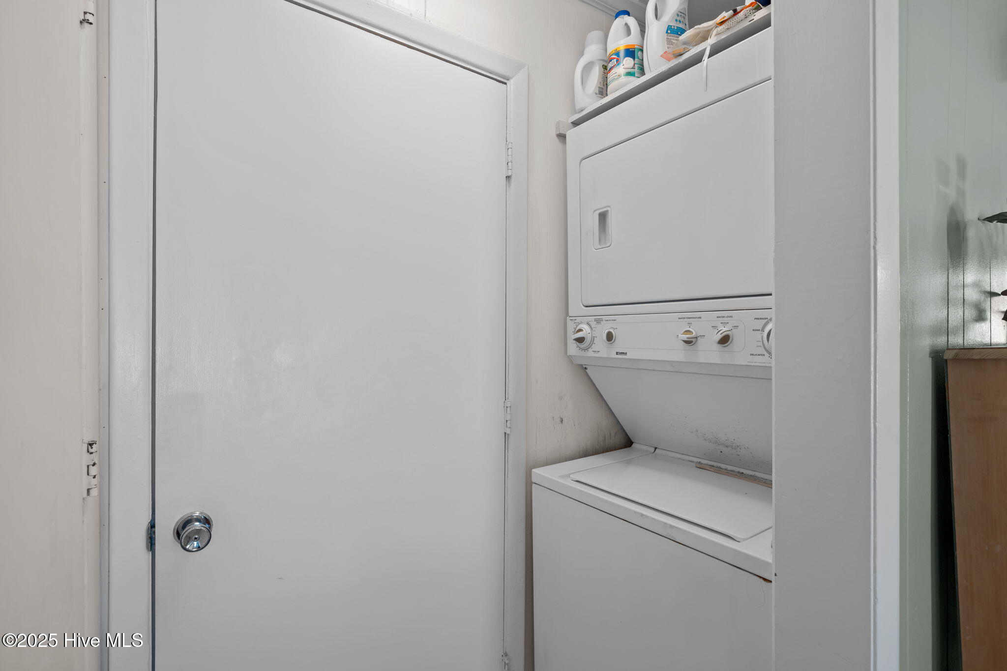 1112 Shepard Street Morehead City, NC 28557 - Photo 27 of 53 laundry