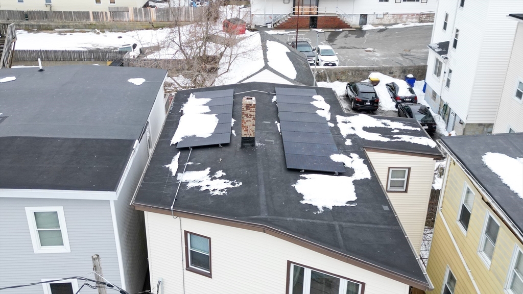 366 Alden Street Fall River, MA 02723 - Photo 2 of 23