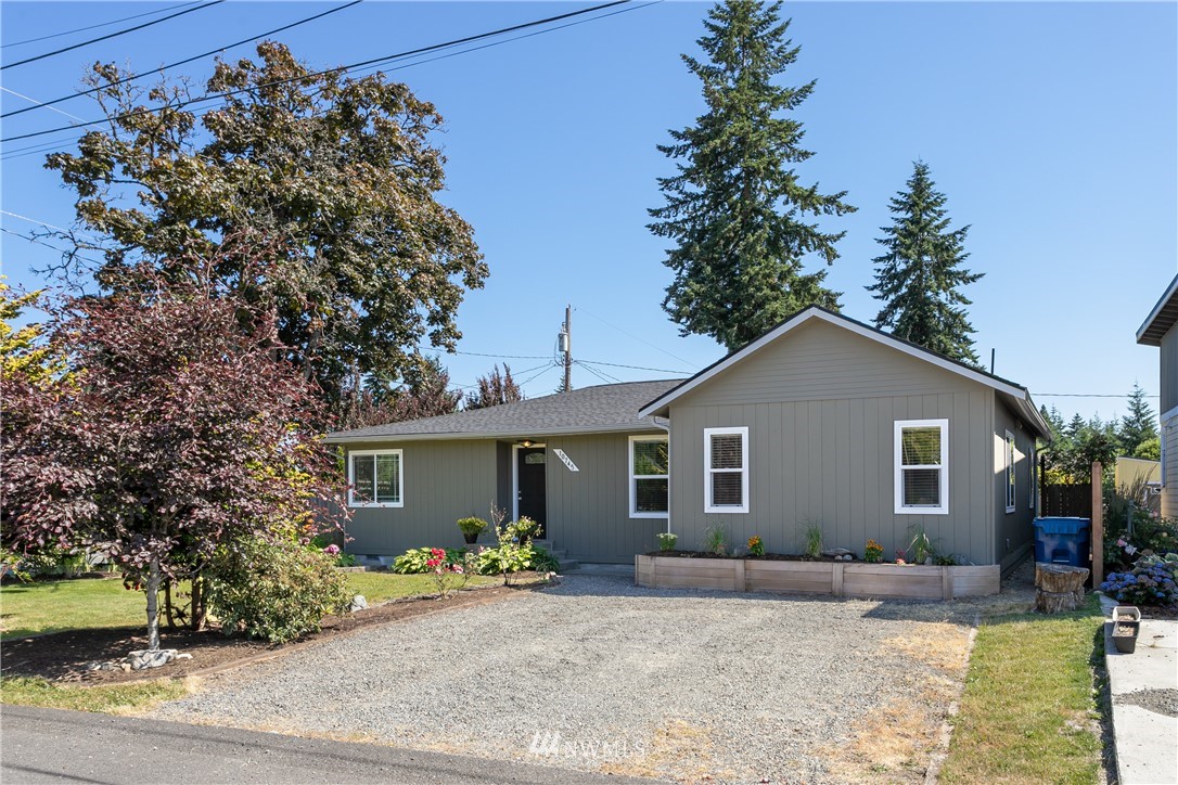 10745 Southeast 165th Street Renton, WA 98055 - Photo 2 of 29 Gallery Image 2