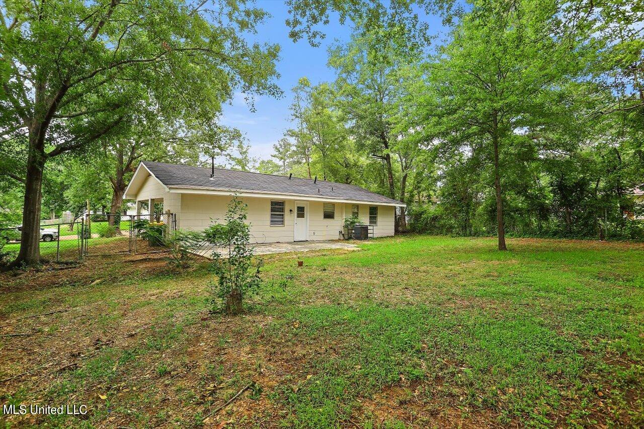 605 Highland Drive Ridgeland, MS 39157 - Photo 5 of 24 24-605 Highland Dr