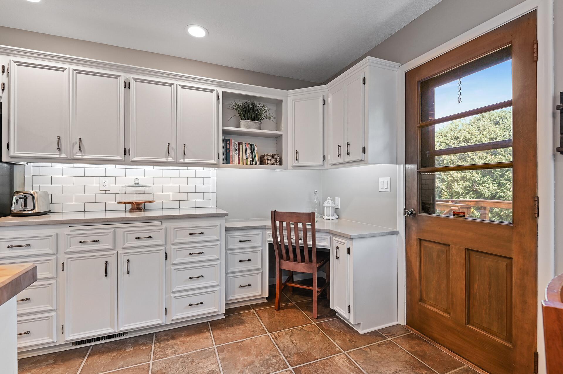 9919 Little Road Bloomington, MN 55437 - Photo 12 of 48 Gallery Image 12