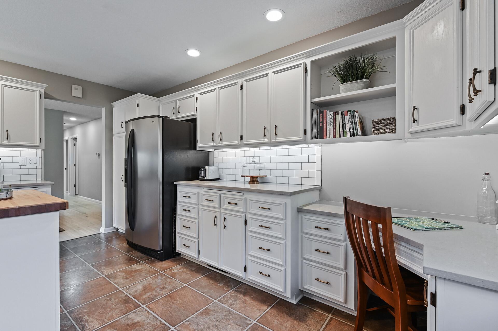 9919 Little Road Bloomington, MN 55437 - Photo 14 of 48 Gallery Image 14