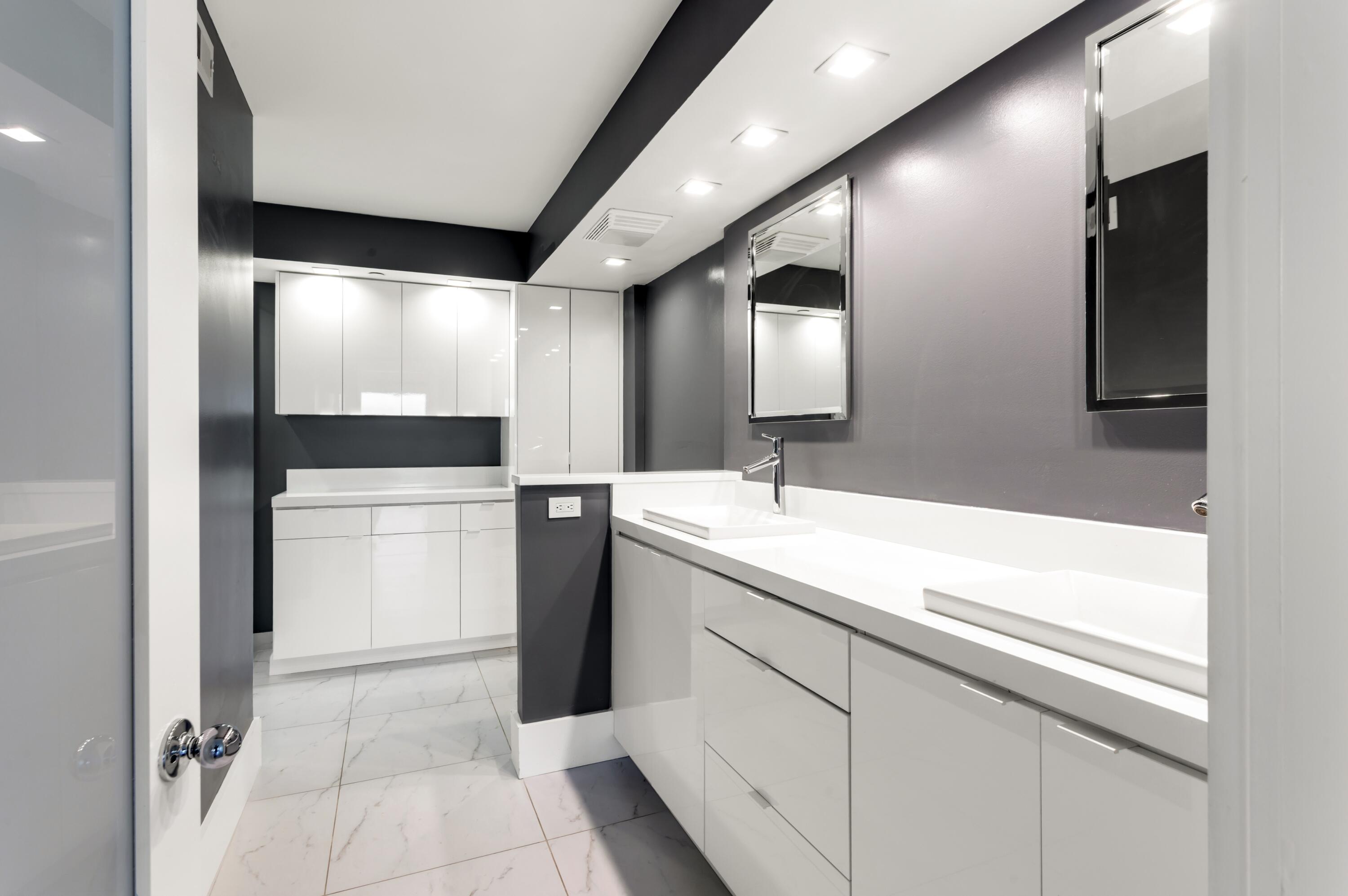 1800 South Ocean Boulevard, Unit 7C Boca Raton, FL 33432 - Photo 13 of 31 PRIMARY BATH