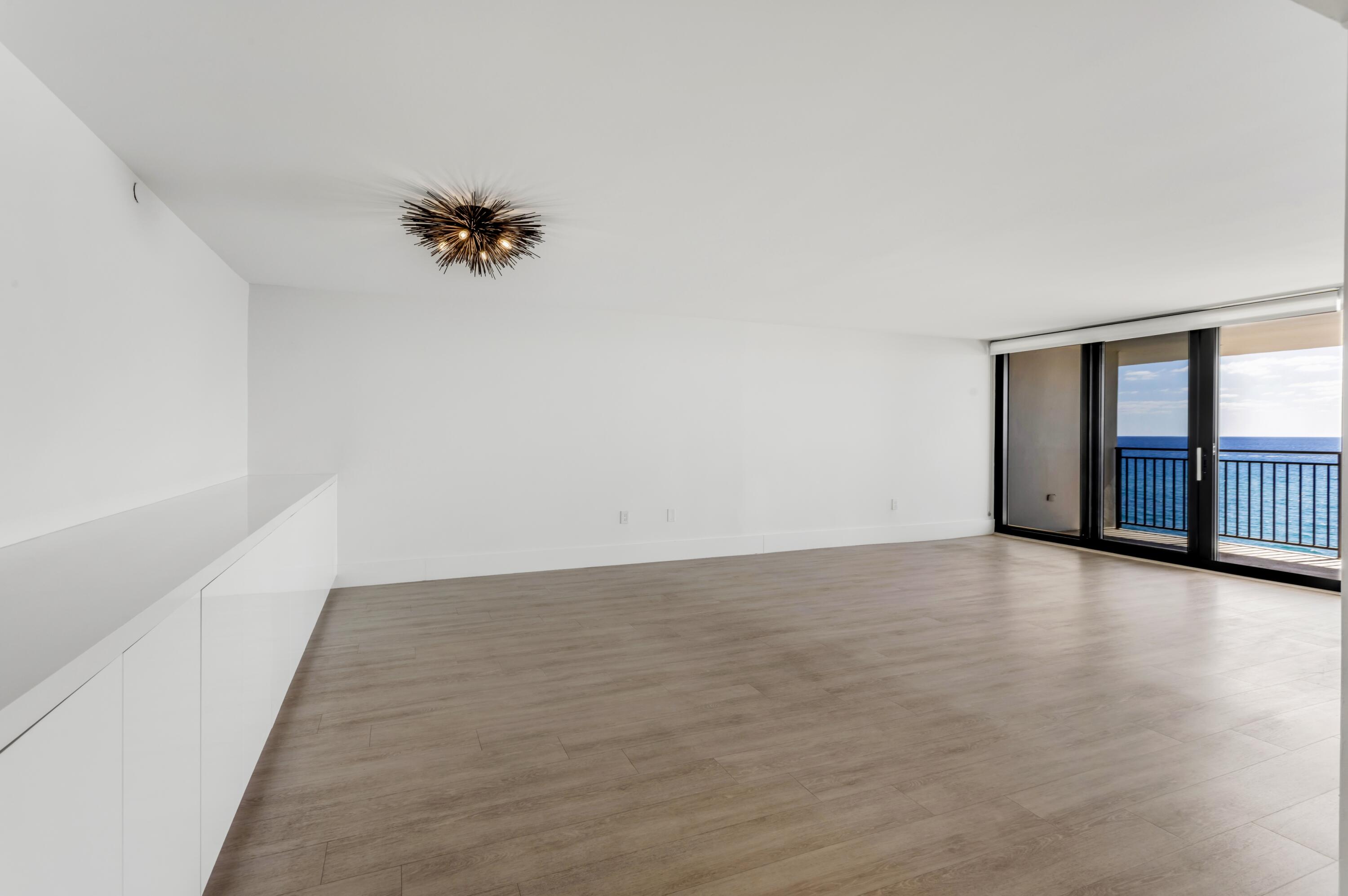 1800 South Ocean Boulevard, Unit 7C Boca Raton, FL 33432 - Photo 8 of 31 DINING TO OCEAN