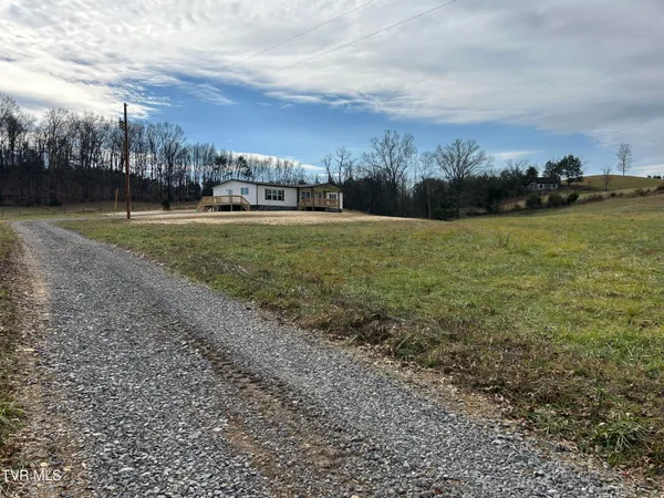 $339,900 | 1040 Yellow Springs Road, Midway, TN 37809