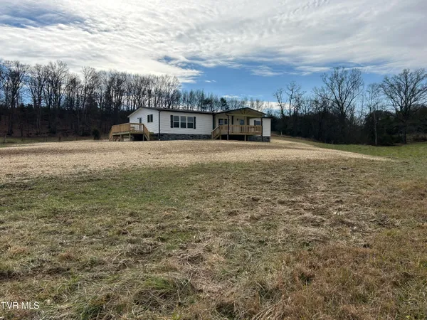 $339,900 | 1040 Yellow Springs Road, Midway, TN 37809
