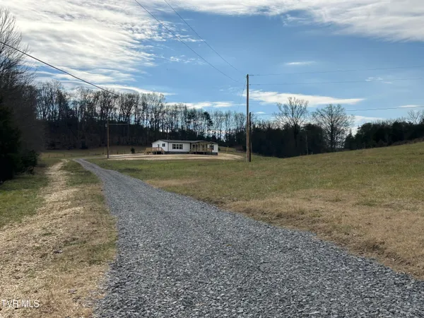 $339,900 | 1040 Yellow Springs Road, Midway, TN 37809