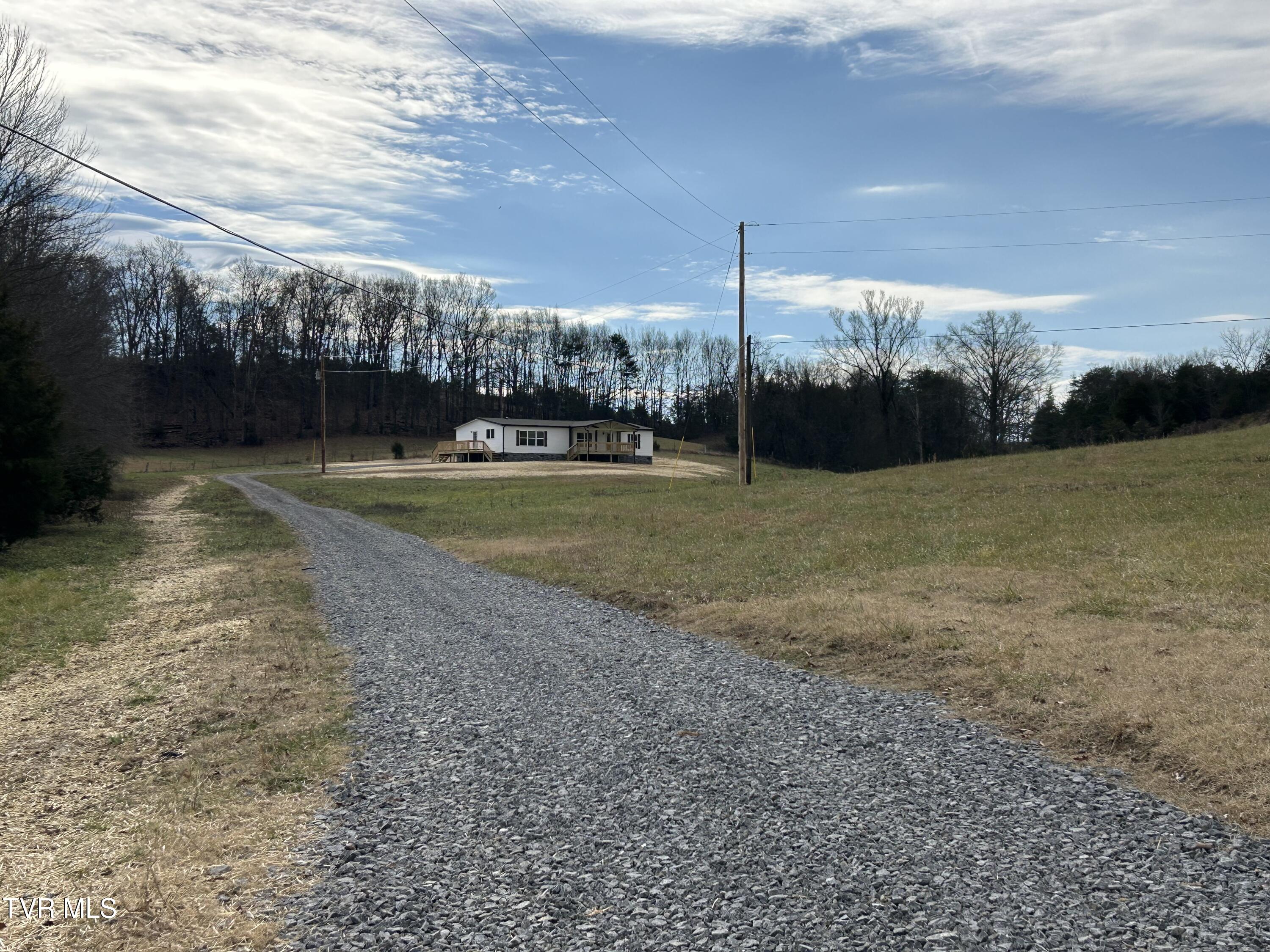 1040 Yellow Springs Road Midway, TN 37809 - Photo 43 of 47 IMG_4074