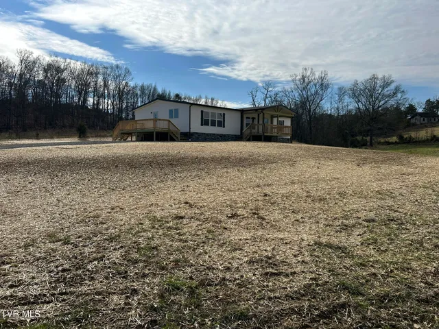$347,500 | 1040 Yellow Springs Road, Midway, TN 37809