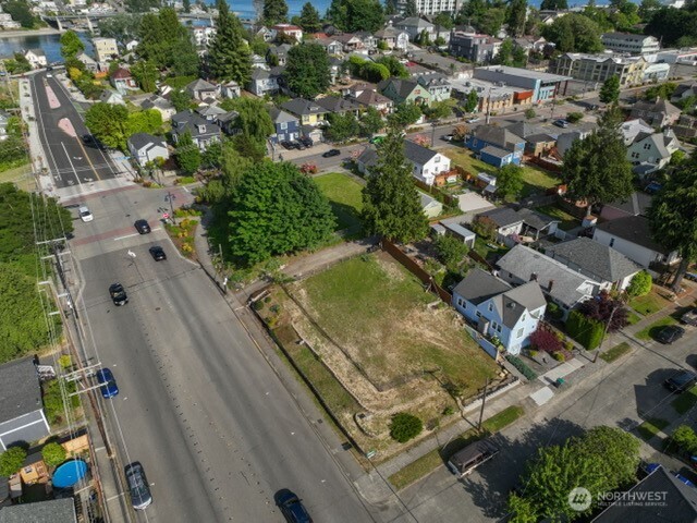 511 11th Street Bremerton, WA 98337 - Photo 3 of 7