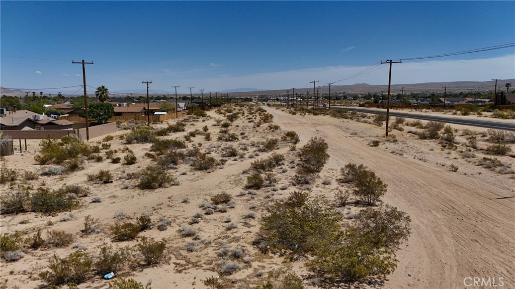 744 West Bowman (near) Road Ridgecrest, CA 93555 - Photo 8 of 9 a view of a lake
