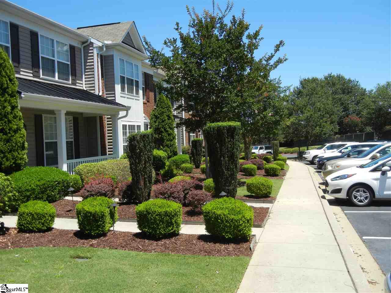 19 Swade Way Greer, SC 29650 - Photo 2 of 29 Gallery Image 2
