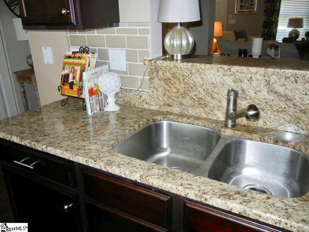 19 Swade Way Greer, SC 29650 - Photo 14 of 29 Gallery Image 14