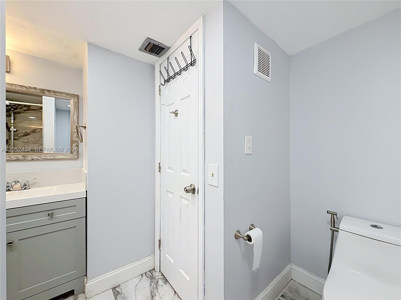 1110 West Fairway Road Pembroke Pines, FL 33026 - Photo 46 of 86