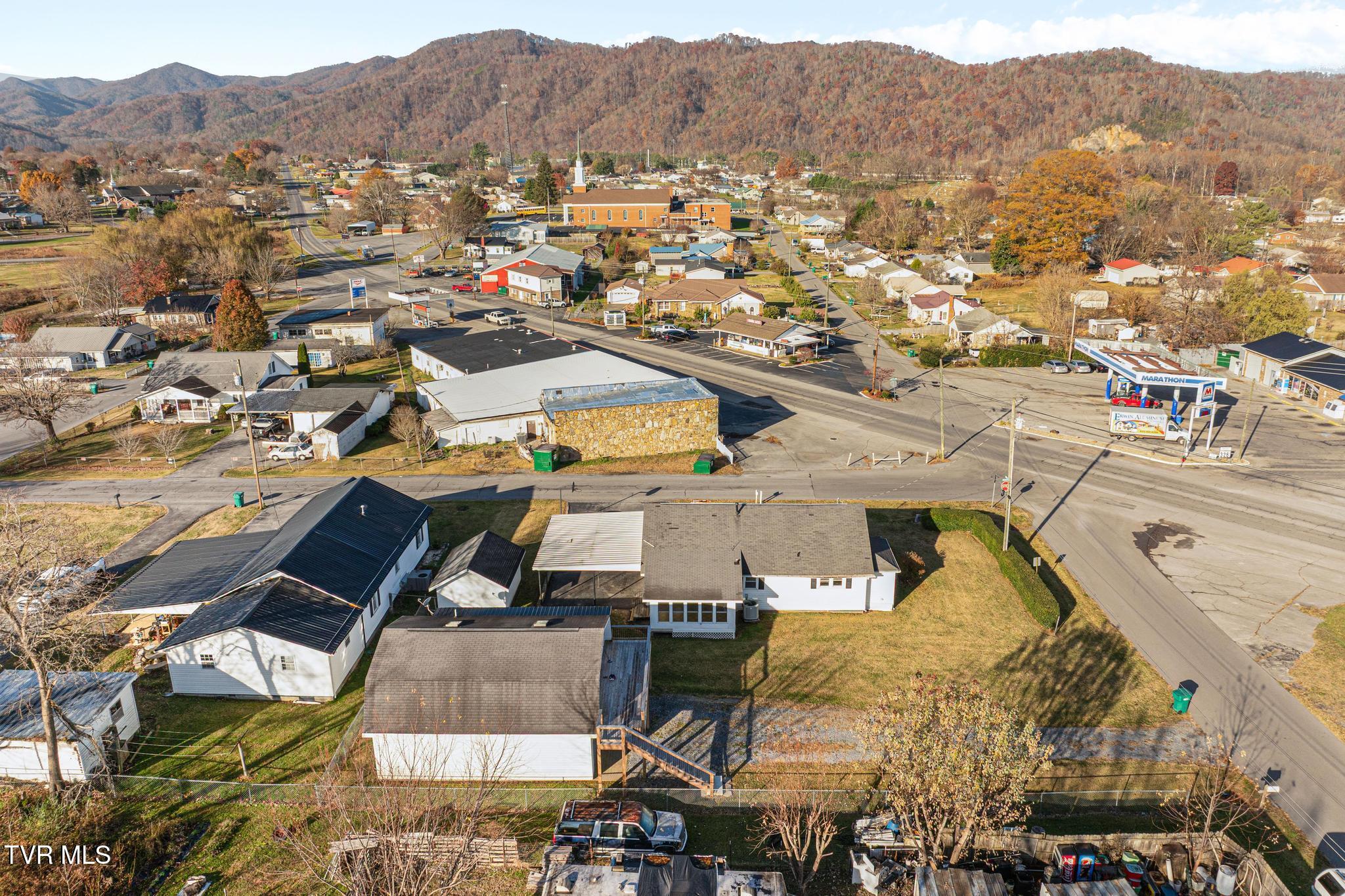 602 Monroe Street Erwin, TN 37650 - Photo 11 of 53 DJI_0896