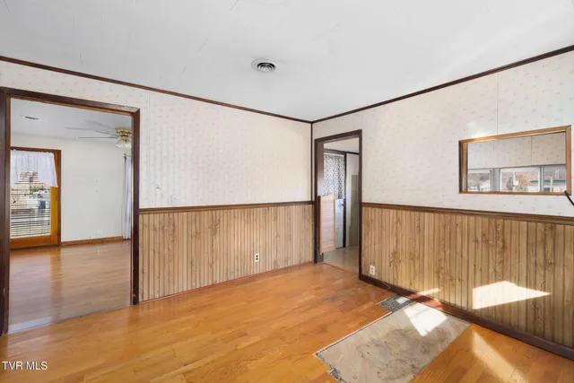 $299,999 | 602 Monroe Street, Erwin, TN 37650