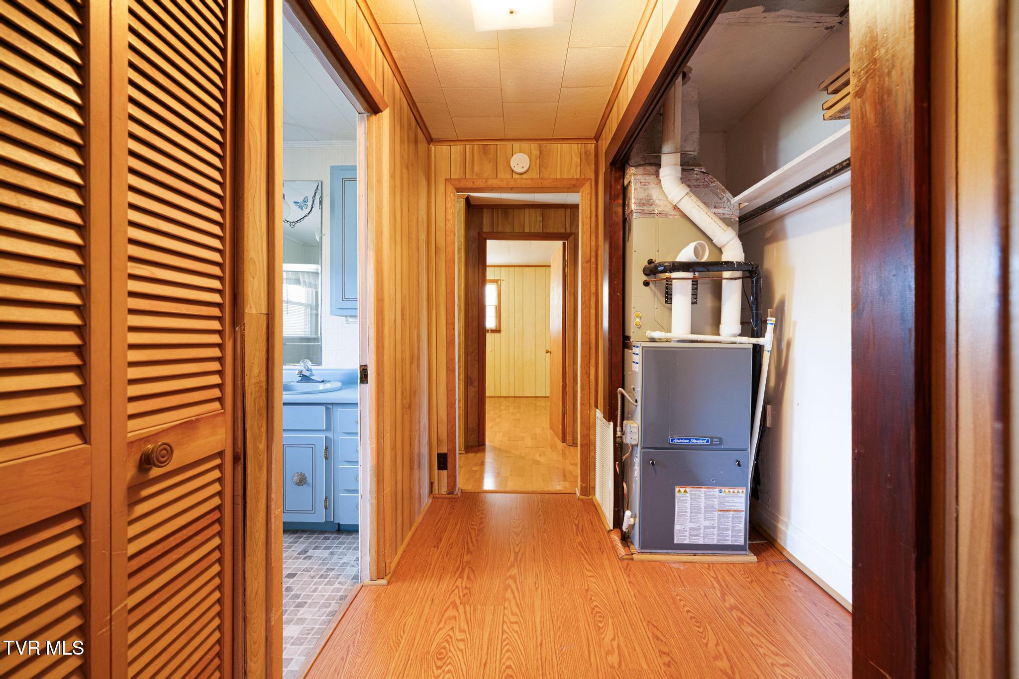 602 Monroe Street Erwin, TN 37650 - Photo 25 of 53 IMG_4620