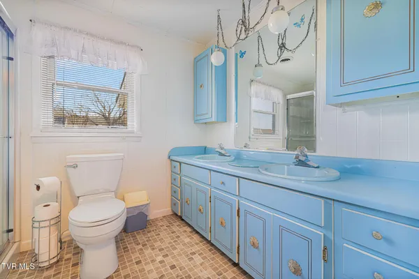 $289,000 | 602 Monroe Street, Erwin, TN 37650