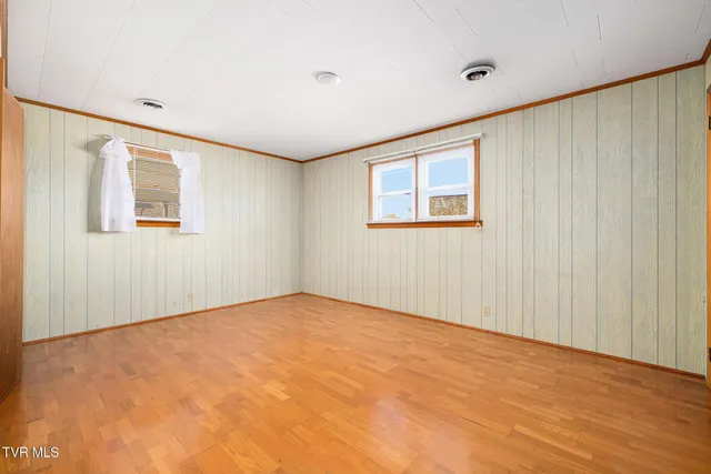 $299,999 | 602 Monroe Street, Erwin, TN 37650