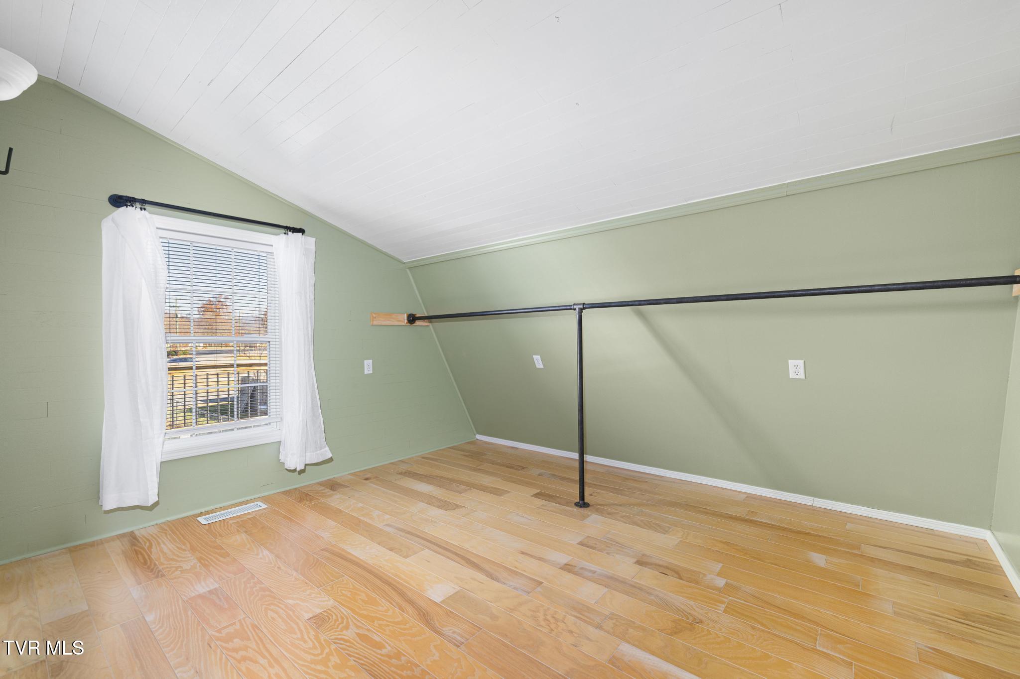 602 Monroe Street Erwin, TN 37650 - Photo 44 of 53 IMG_4708