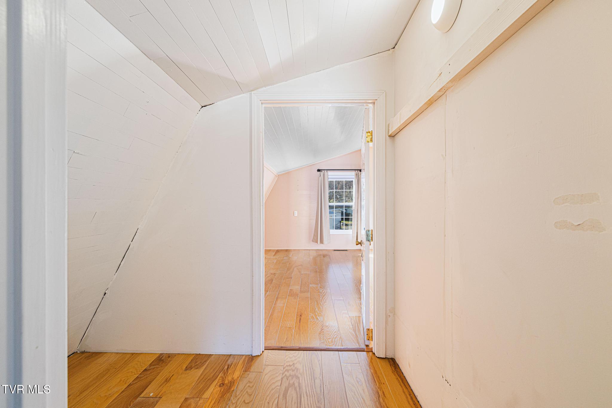 602 Monroe Street Erwin, TN 37650 - Photo 45 of 53 IMG_4715