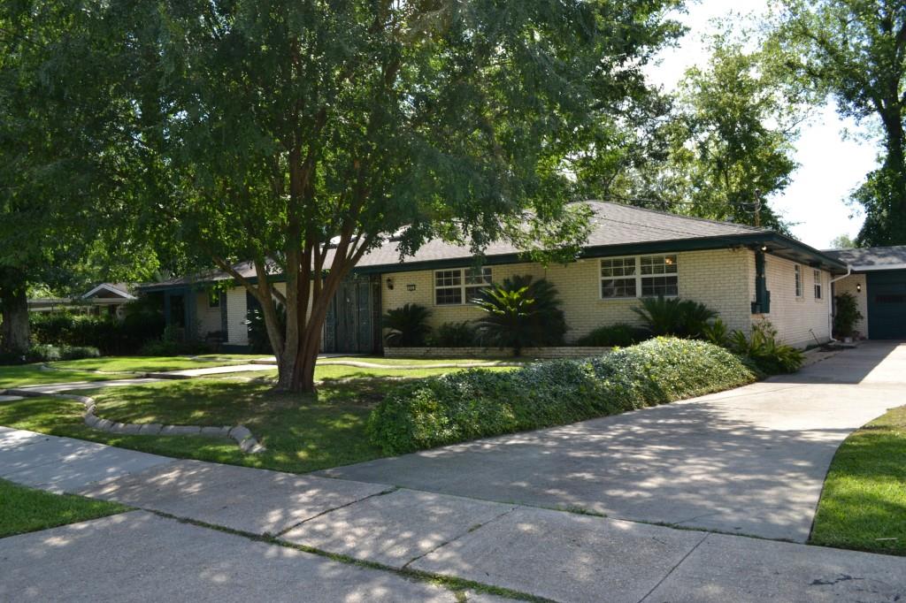 806 Celeste Avenue River Ridge, LA 70123 - Photo 2 of 25 Gallery Image 2