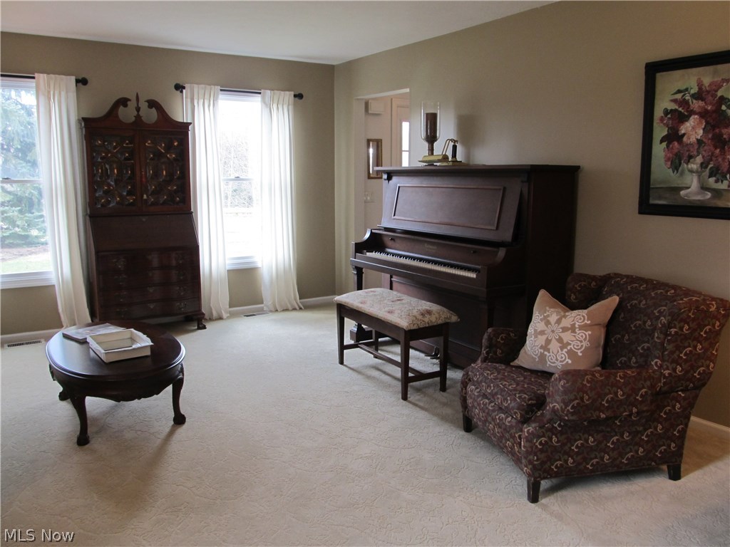 37181 Reeves Road Eastlake, OH 44095 - Photo 10 of 25 Gallery Image 10