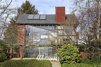 2034 North 77th Street Seattle, WA 98103 - Photo 1 of 1 Gallery Image 1