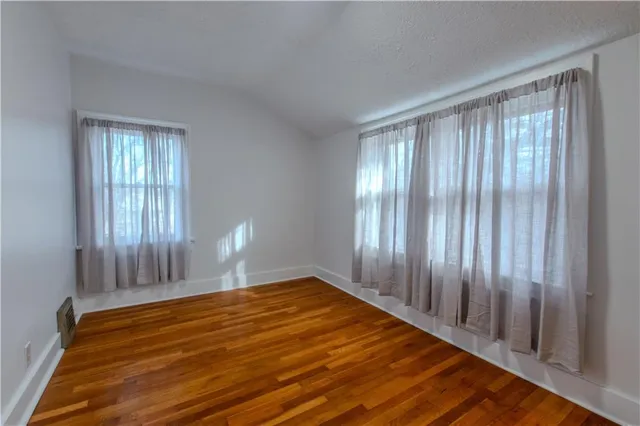 $255,000 | 904 Pinkston Avenue, Grandview, MO 64030