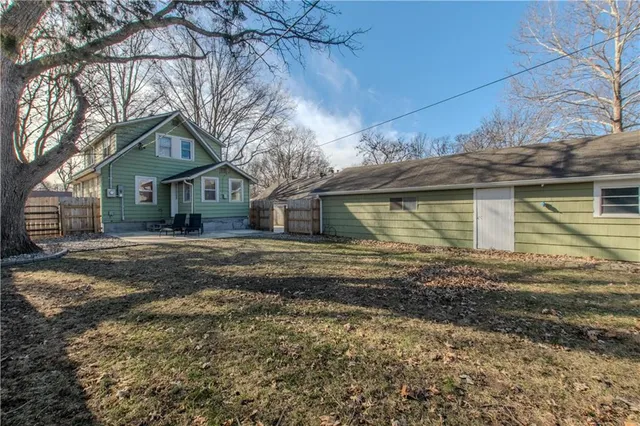 $255,000 | 904 Pinkston Avenue, Grandview, MO 64030