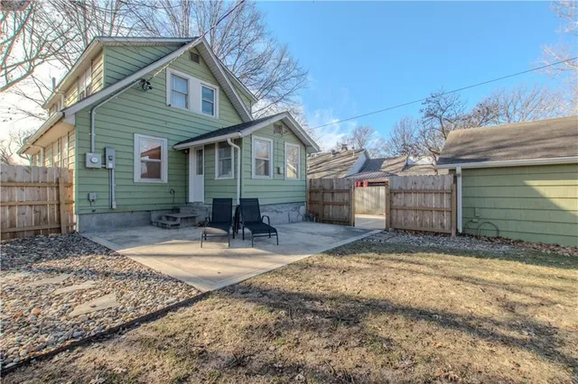 $255,000 | 904 Pinkston Avenue, Grandview, MO 64030