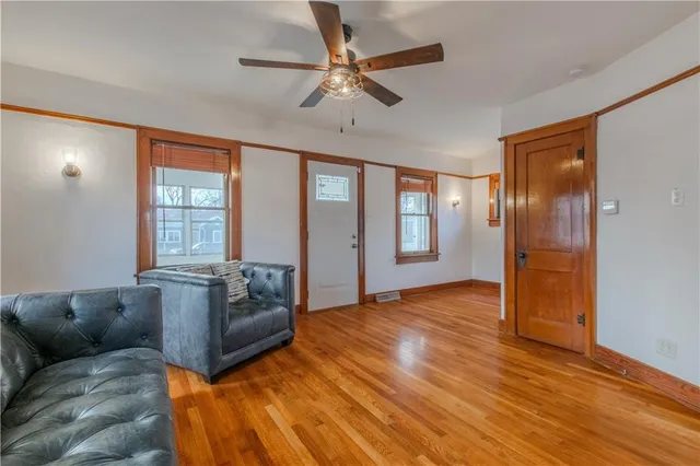 $255,000 | 904 Pinkston Avenue, Grandview, MO 64030