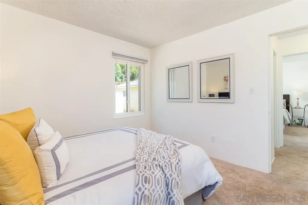 12196 Gay Rio Terrace Lakeside, CA 92040 - Photo 11 of 25 Gallery Image 11