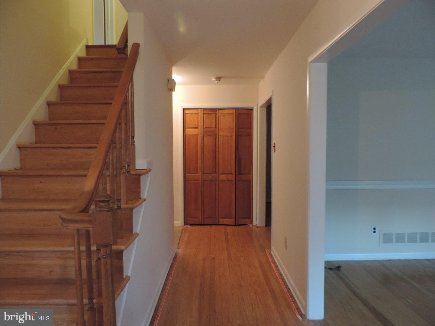 1125 Meadowbrook Road Southampton, PA 18966 - Photo 2 of 15 Gallery Image 2