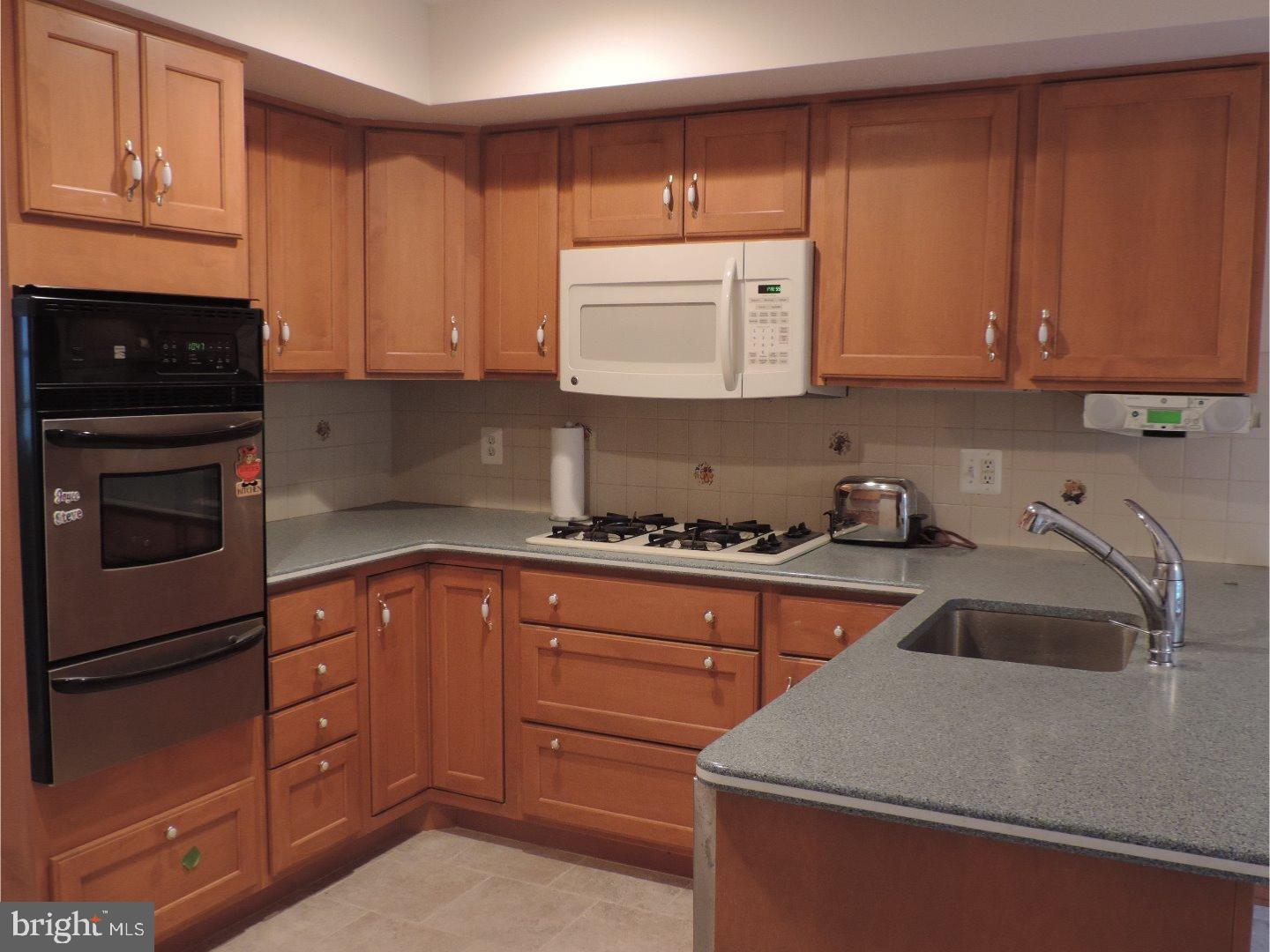 1125 Meadowbrook Road Southampton, PA 18966 - Photo 6 of 15 Gallery Image 6
