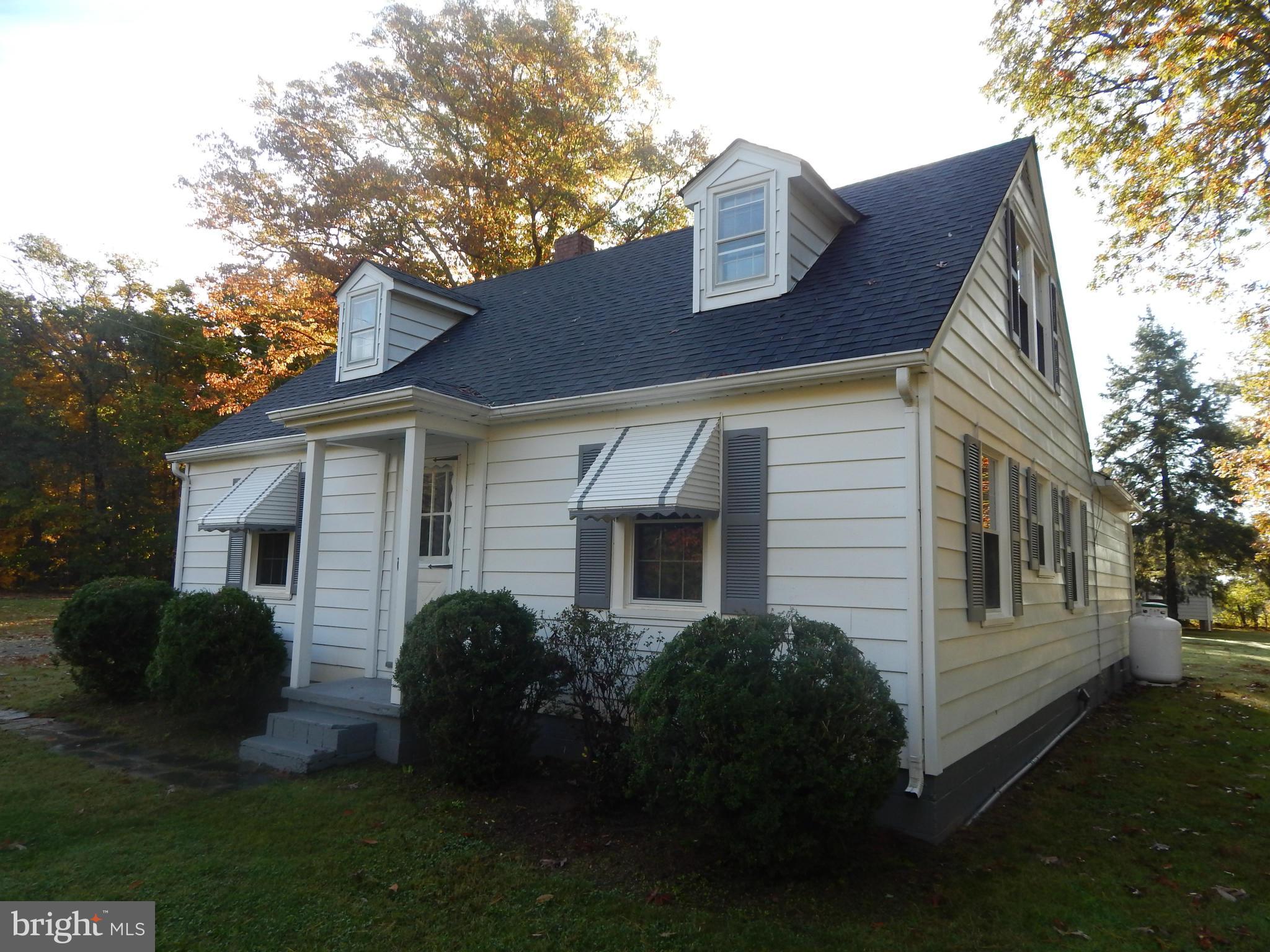 49 Duval Road Mineral, VA 23117 - Photo 2 of 22 a view of a house with a backyard