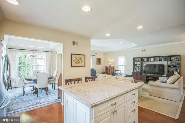 $595,000 | 1 Hedge Row Road, Princeton, NJ 08540