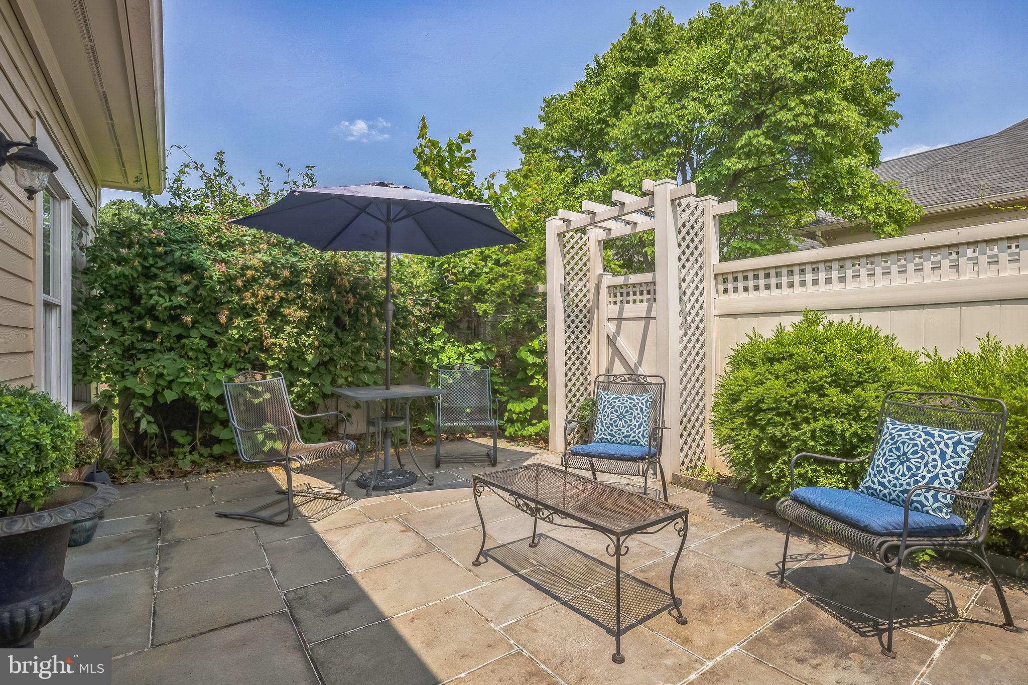 1 Hedge Row Road Princeton, NJ 08540 - Photo 7 of 32