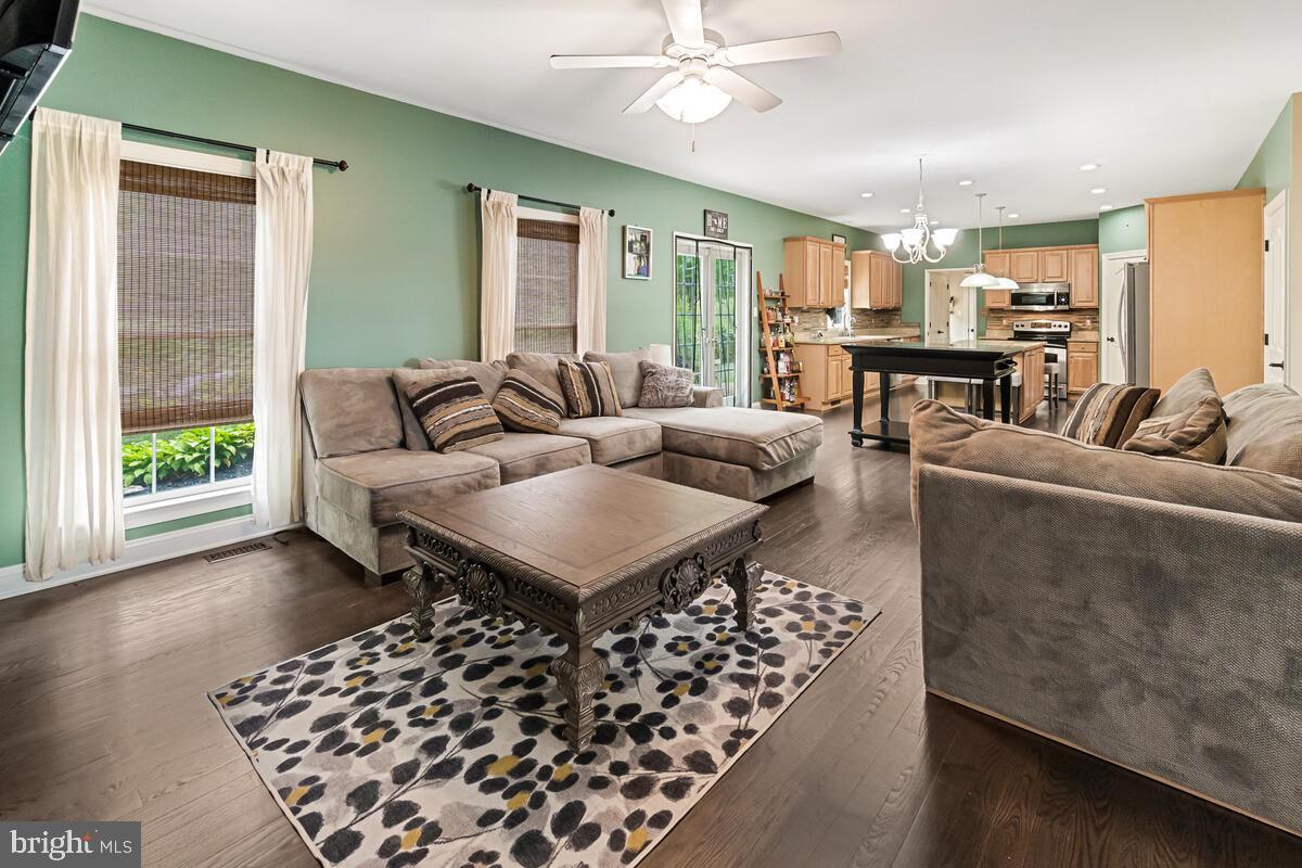 10839 White Hall Road Smithsburg, MD 21783 - Photo 16 of 57 Gallery Image 16