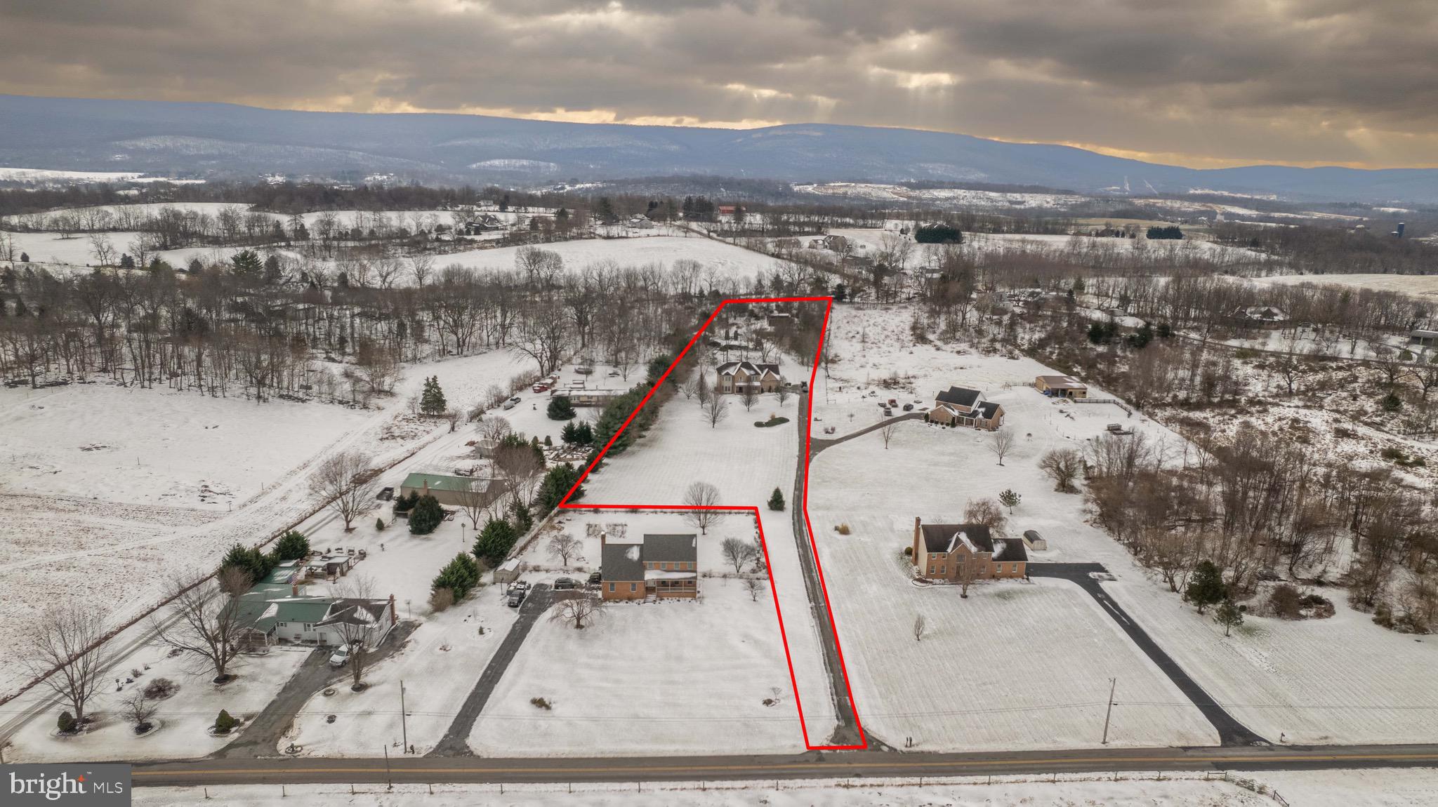 10839 White Hall Road Smithsburg, MD 21783 - Photo 4 of 57 Gallery Image 4