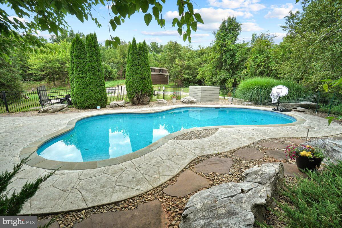10839 White Hall Road Smithsburg, MD 21783 - Photo 43 of 57 Gallery Image 43