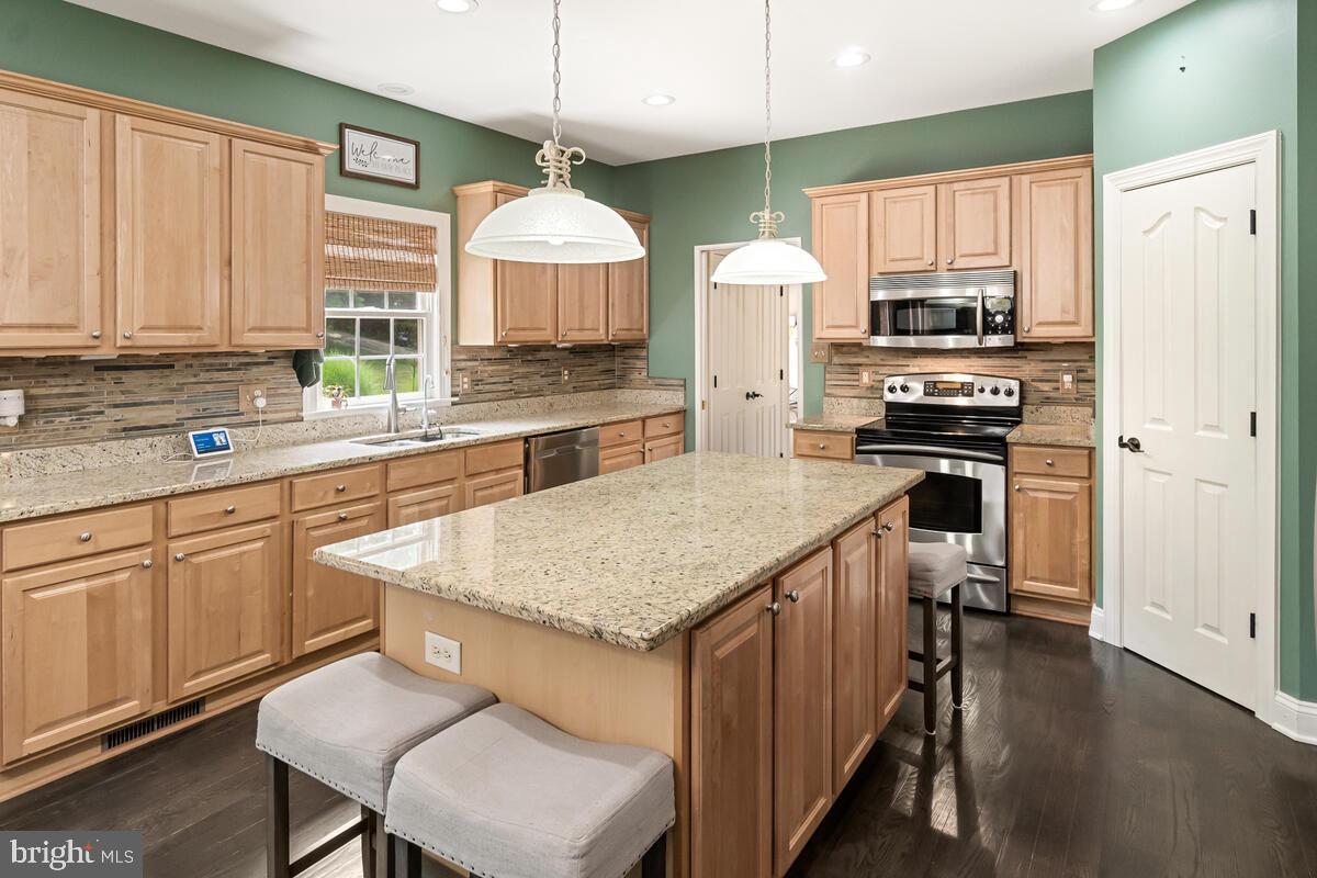 10839 White Hall Road Smithsburg, MD 21783 - Photo 10 of 57 Gallery Image 10